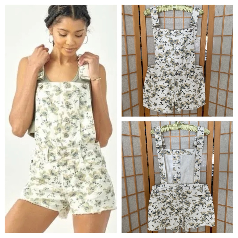 KanCan Floral High Rise Overall Shorts SZ M